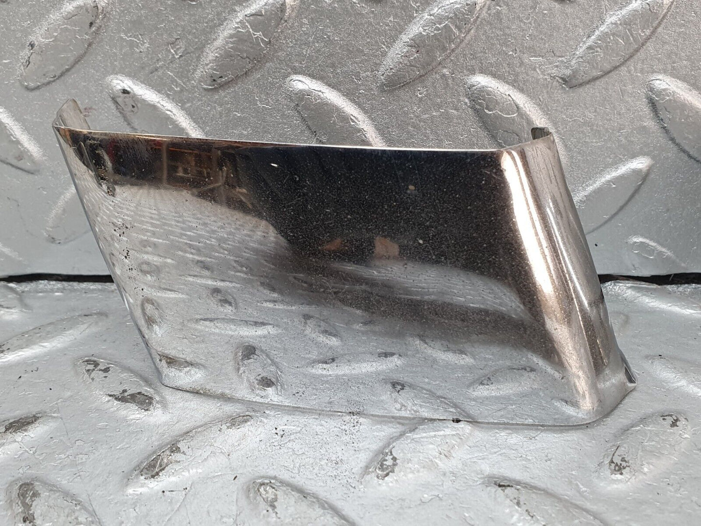 41244 Mercedes-Benz W126 300SE Front Bumper Cover Chrome Pair