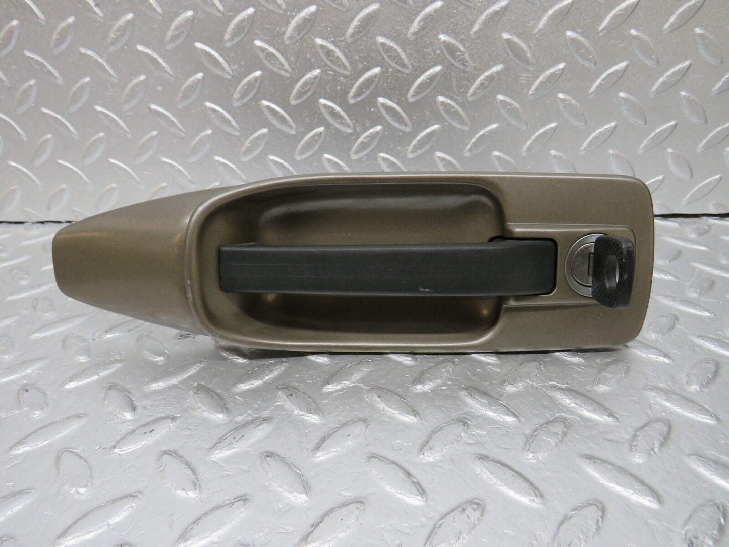 34662 Mercedes-Benz C126 380SEC Coupe Left Exterior Door Handle With Key