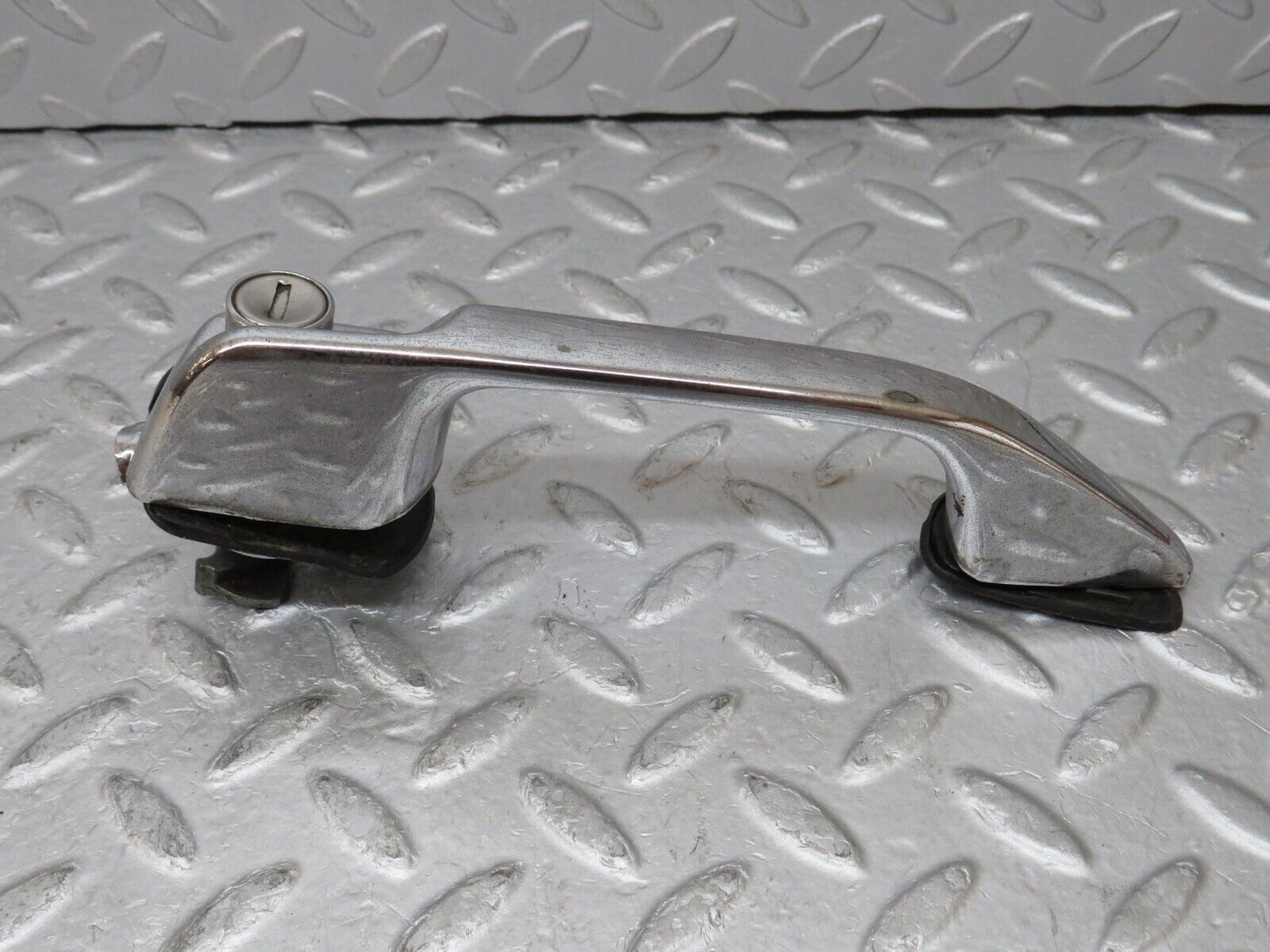 35741 Mercedes-Benz W108 Chrome Door Handle Front Left 1087661301