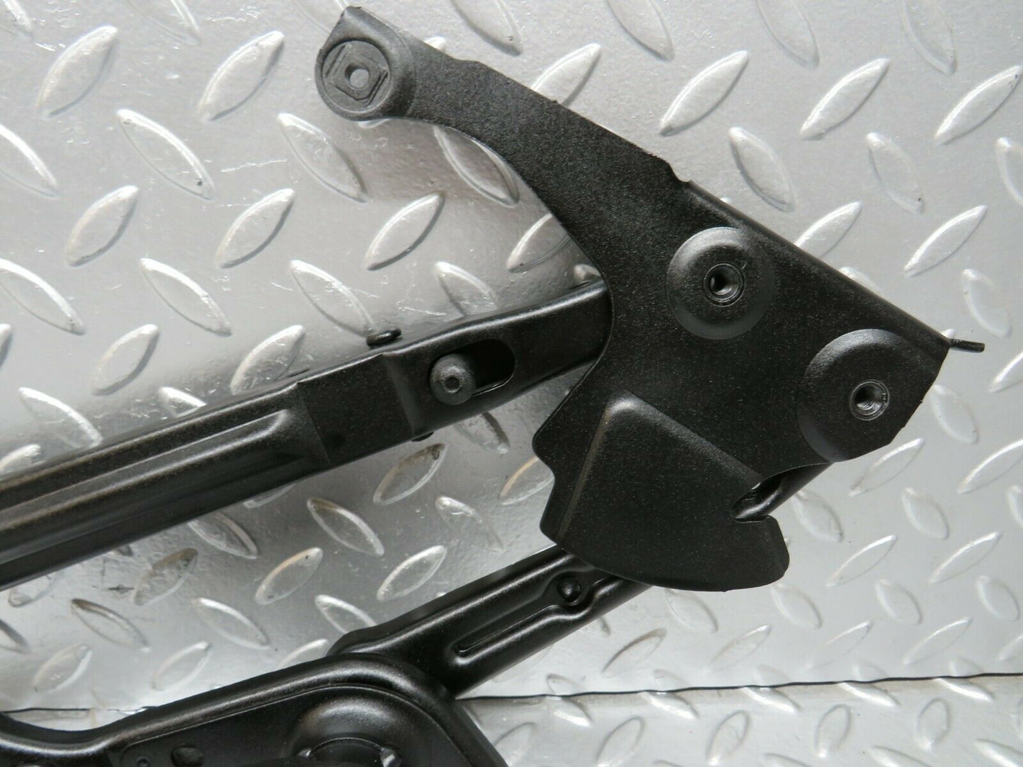 24237 Mercedes-Benz S124 220TE Wagon Bonnet Hinge Left Side 1298870174