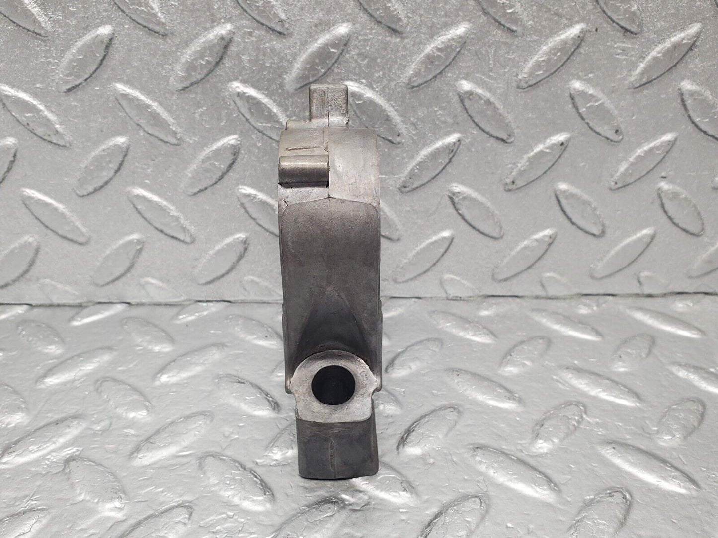 46260 Mercedes-Benz W126 420SE Camshaft Tower Bearing 1160513610