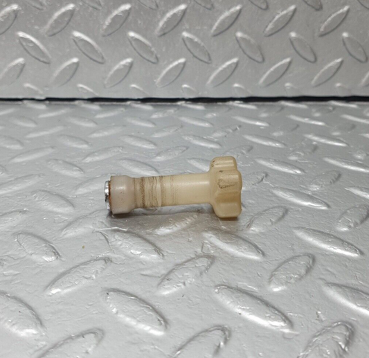 42989 Mercedes-Benz W201 190 Windscreen Washer Reservoir Holder