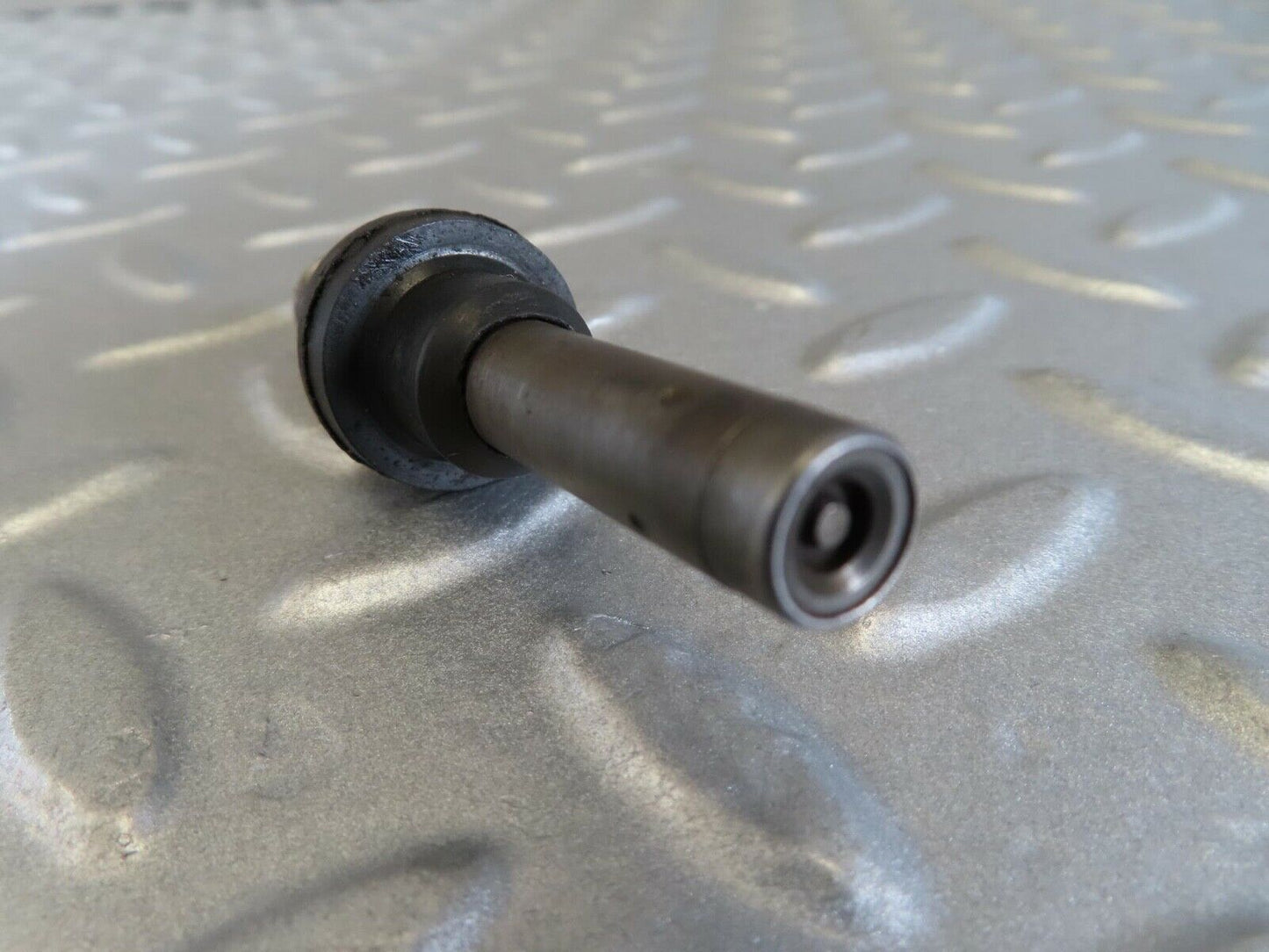 14032 Mercedes-Benz C107 280SLC Fuel Injector Bosch 0437502010