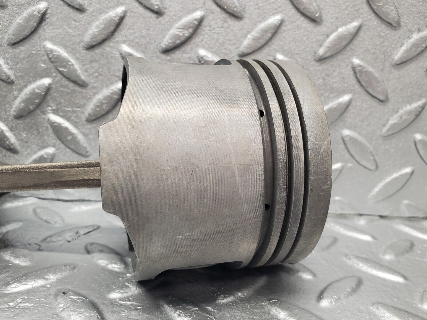 46604 Mercedes-Benz C123 280CE Coupe Piston With Connecting Rod 85.986mm 11005