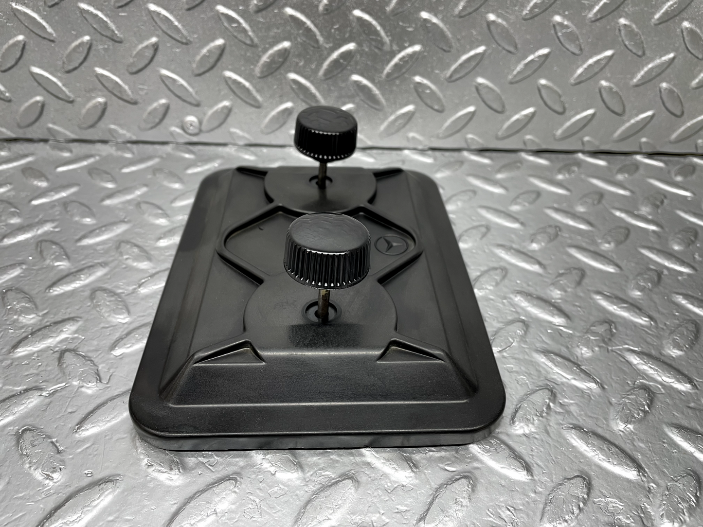 44268 Mercedes-Benz W123 280E Fuse Box Cover Lid 1235400082 1235451000