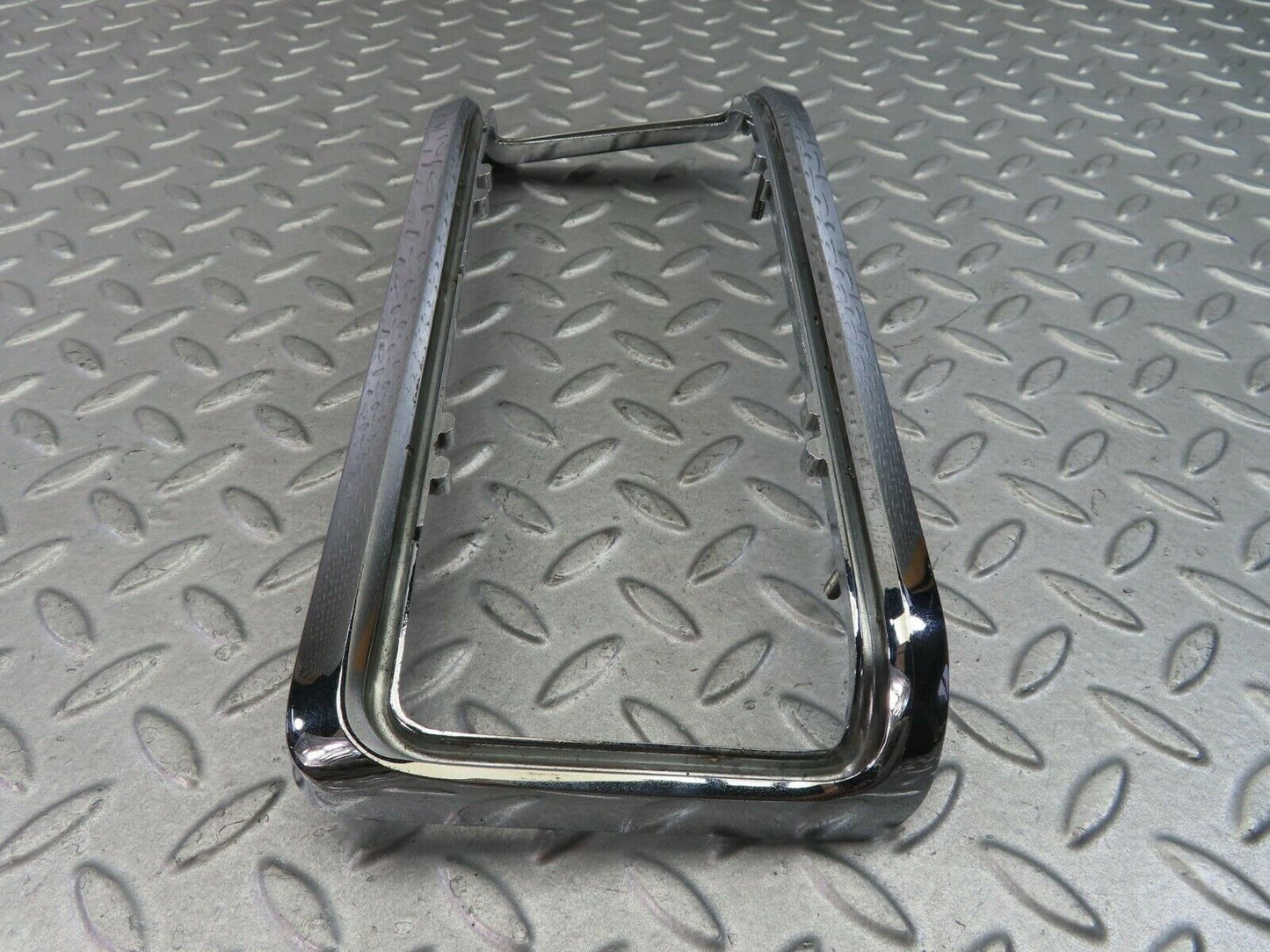 8513 Mercedes-Benz W115 Tail Light Chrome Frame Left 1158260159