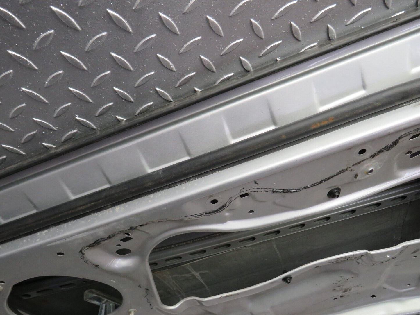 32289 Mercedes-Benz W220 S430 Front Left Door