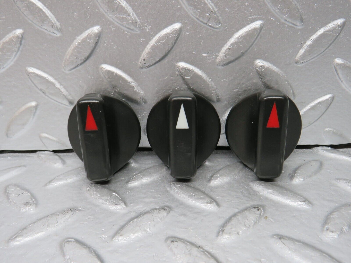 30726 Mercedes-Benz W201 190E 2.0L Heater Control Knob Set