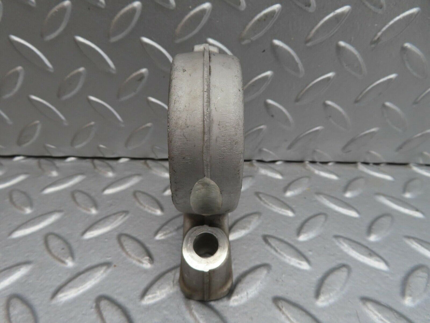 13735 Mercedes-Benz R107 450SL Camshaft Tower Bearing 1160512712