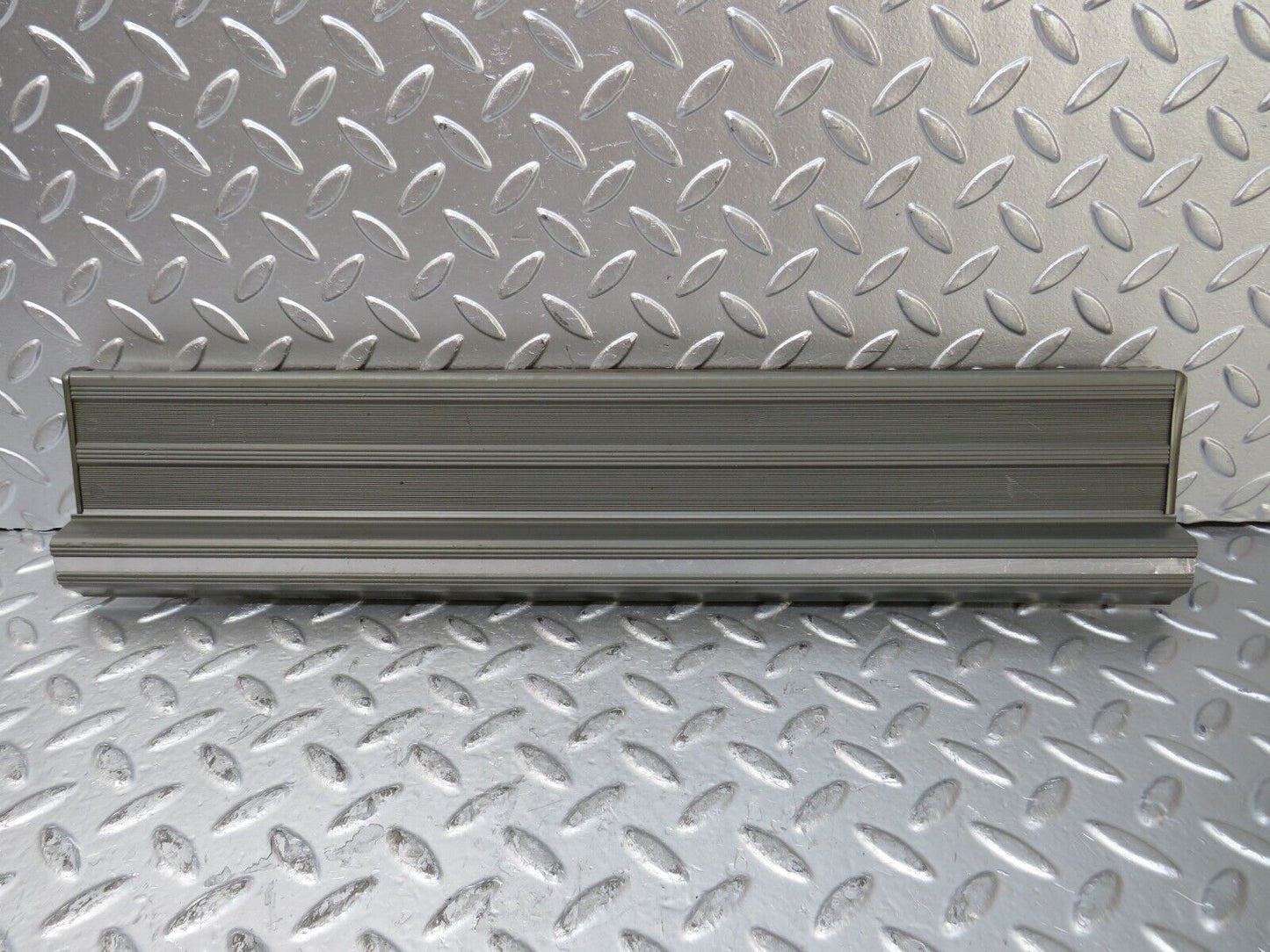 26279 Mercedes-Benz W116 450SE Rear Left Door Sill Grey