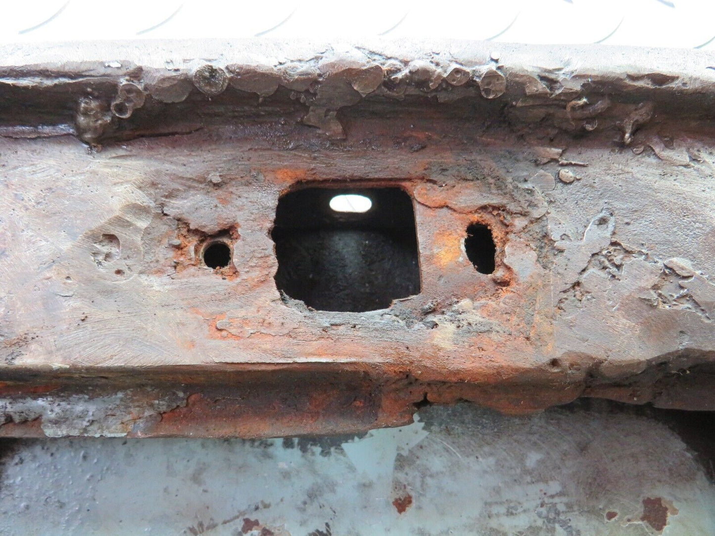 35947 Mercedes-Benz W108 Bonnet