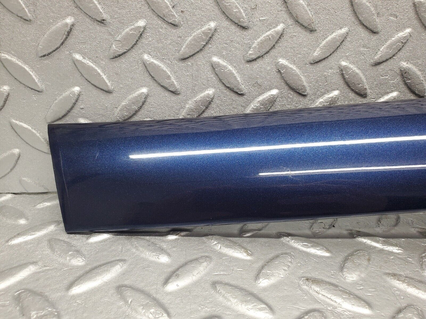 46758 Mercedes-Benz R129 320SL Coupe A Pillar Exterior Trim Left 1296980118 1296980198