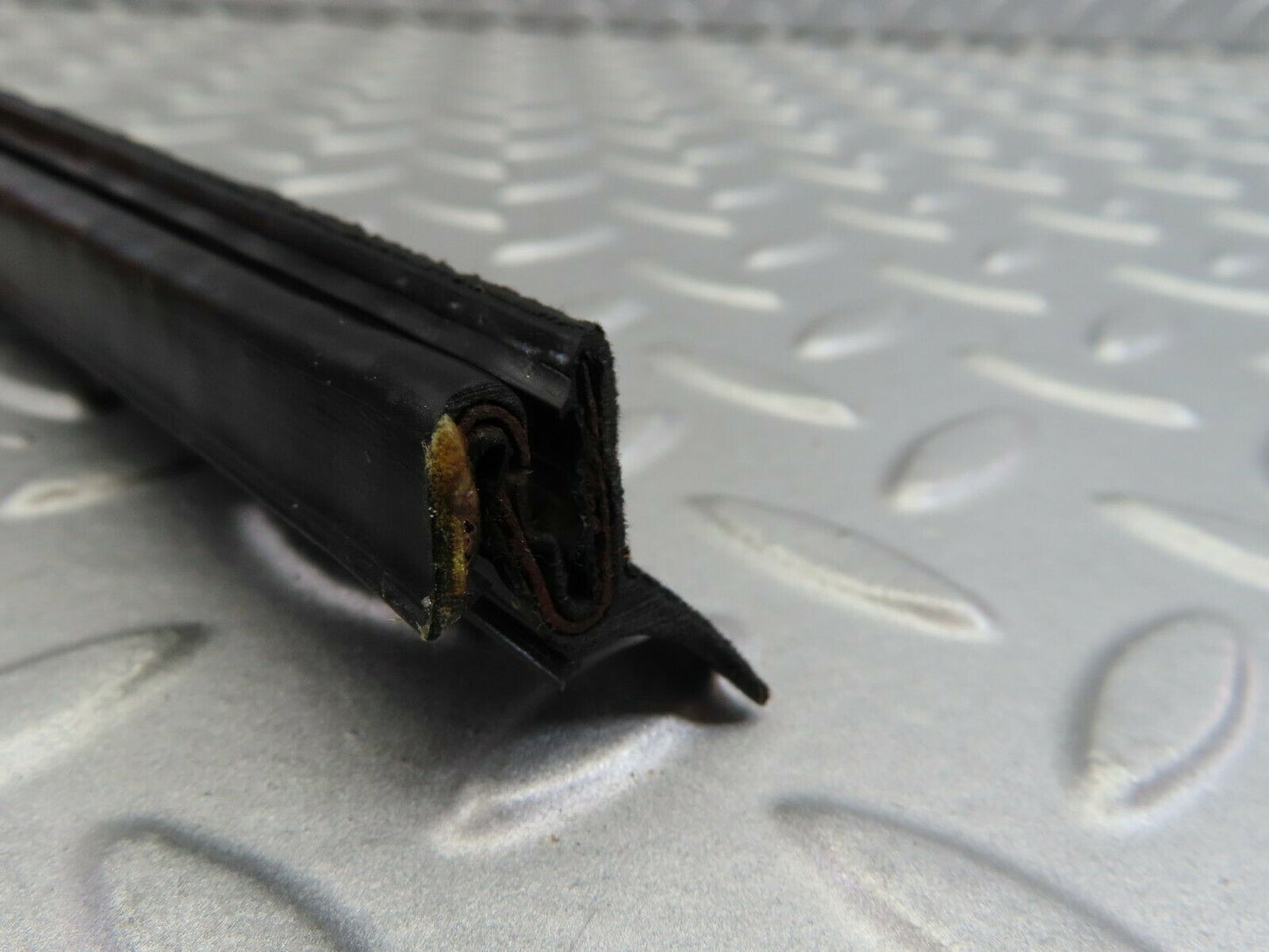 7611 Mercedes-Benz S123 230TE Wagon Inner Window Weatherstrip Seal Rear Left