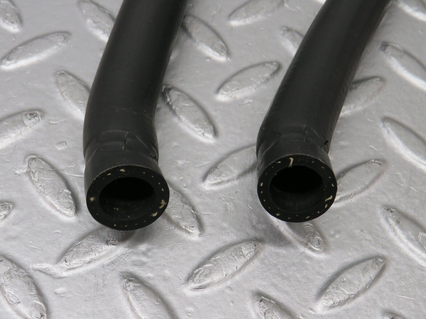 38430 Mercedes-Benz R129 280SL Coupe Coolant Hose Pipe 2x 1298321194 1298321294