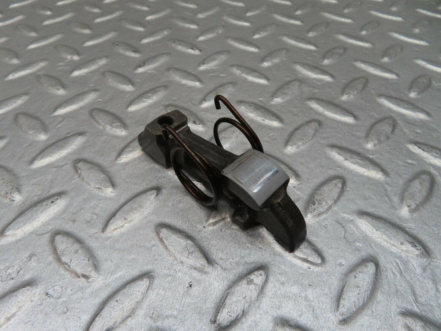 12867 Mercedes-Benz W111 220SE Valve Rocker Arm With Retaining Spring
