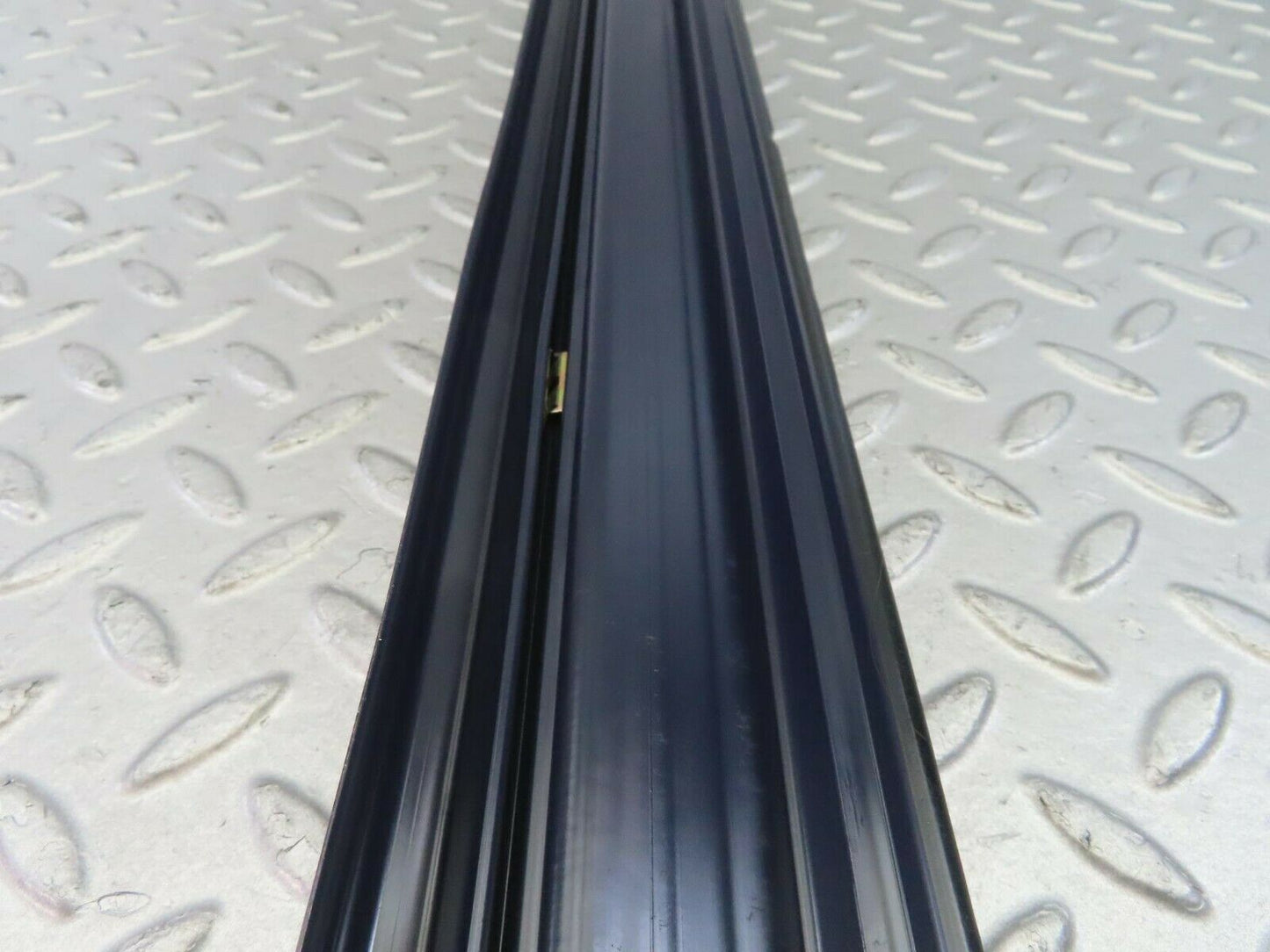 10346 Mercedes-Benz W201 190E Front Left Door Sill Blue