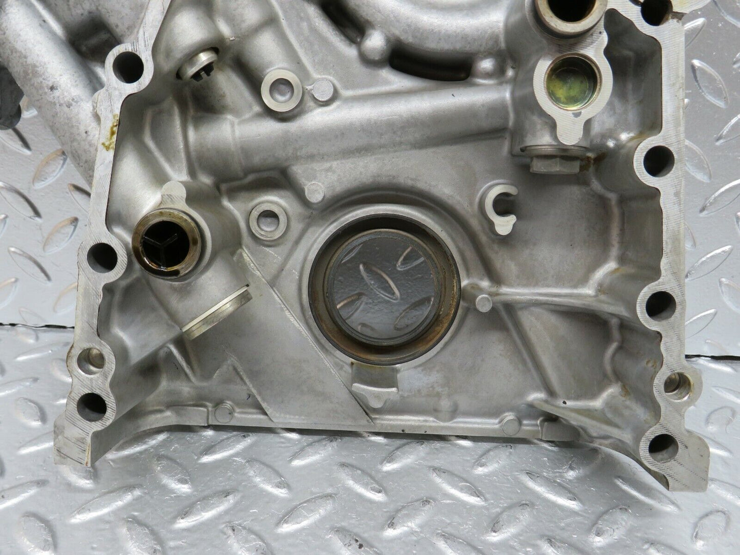 24430 Mercedes-Benz S124 220TE Wagon Timing Chain Cover 1110150401
