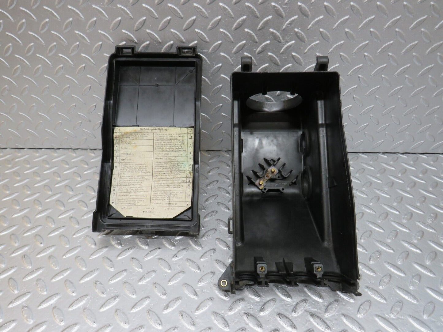 34440 Mercedes-Benz C126 380SEC Coupe Fuse Box 1265400650 1265400082