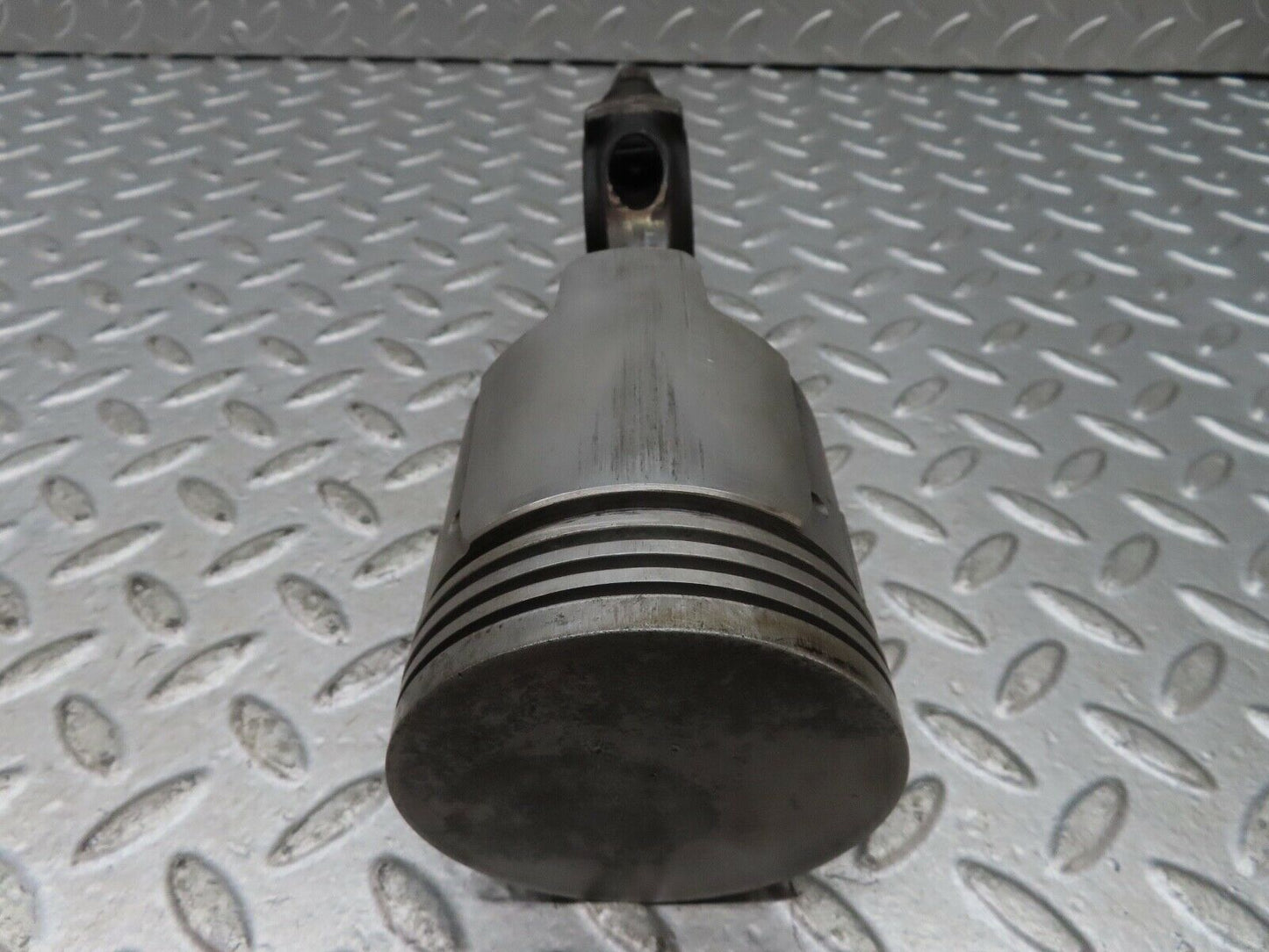 18971 Mercedes-Benz W121 190b Ponton Piston With Connecting Rod 84.97 mm