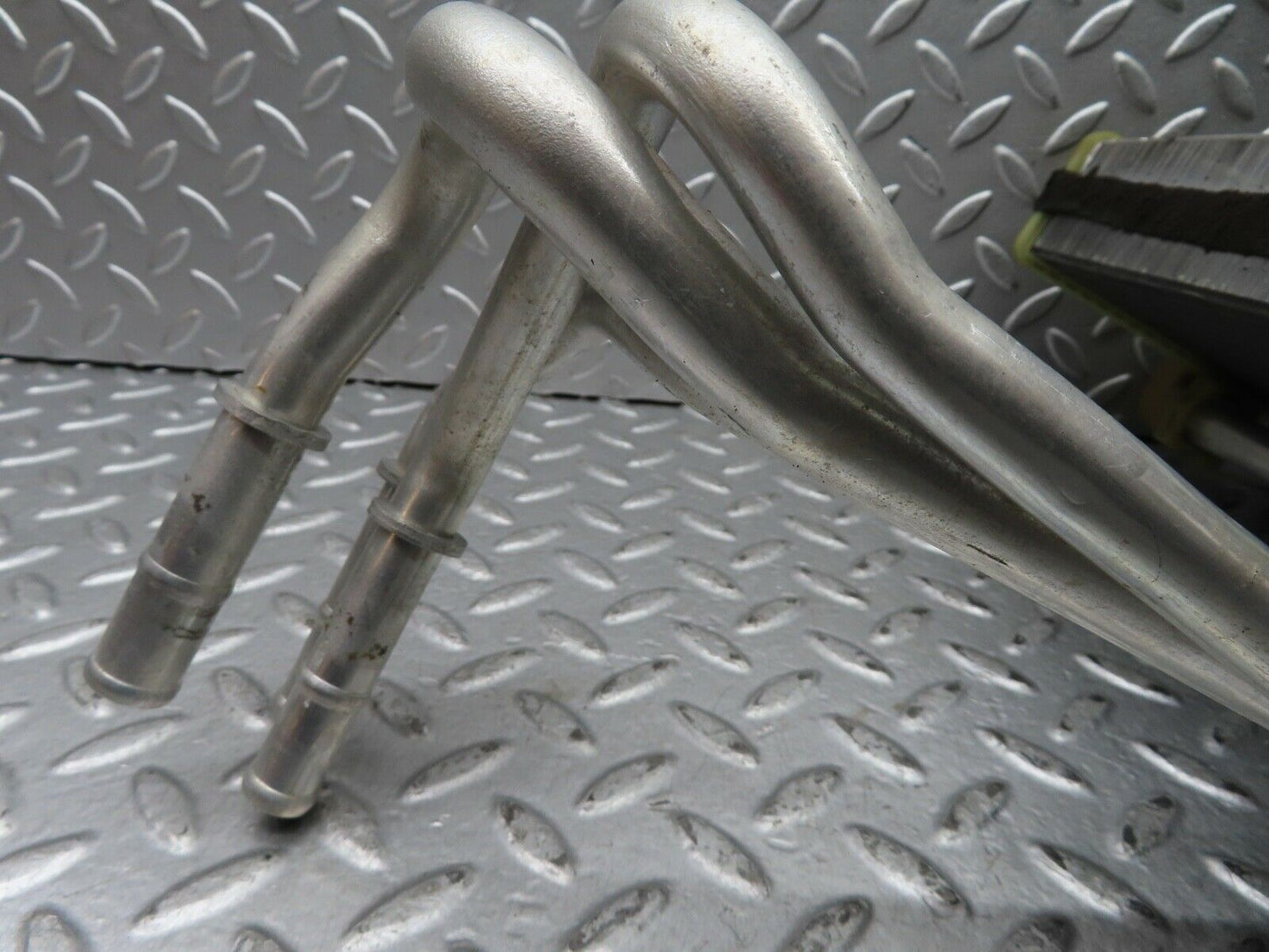 19688 Mercedes-Benz C140 CL420 Coupe Heater Radiator Behr