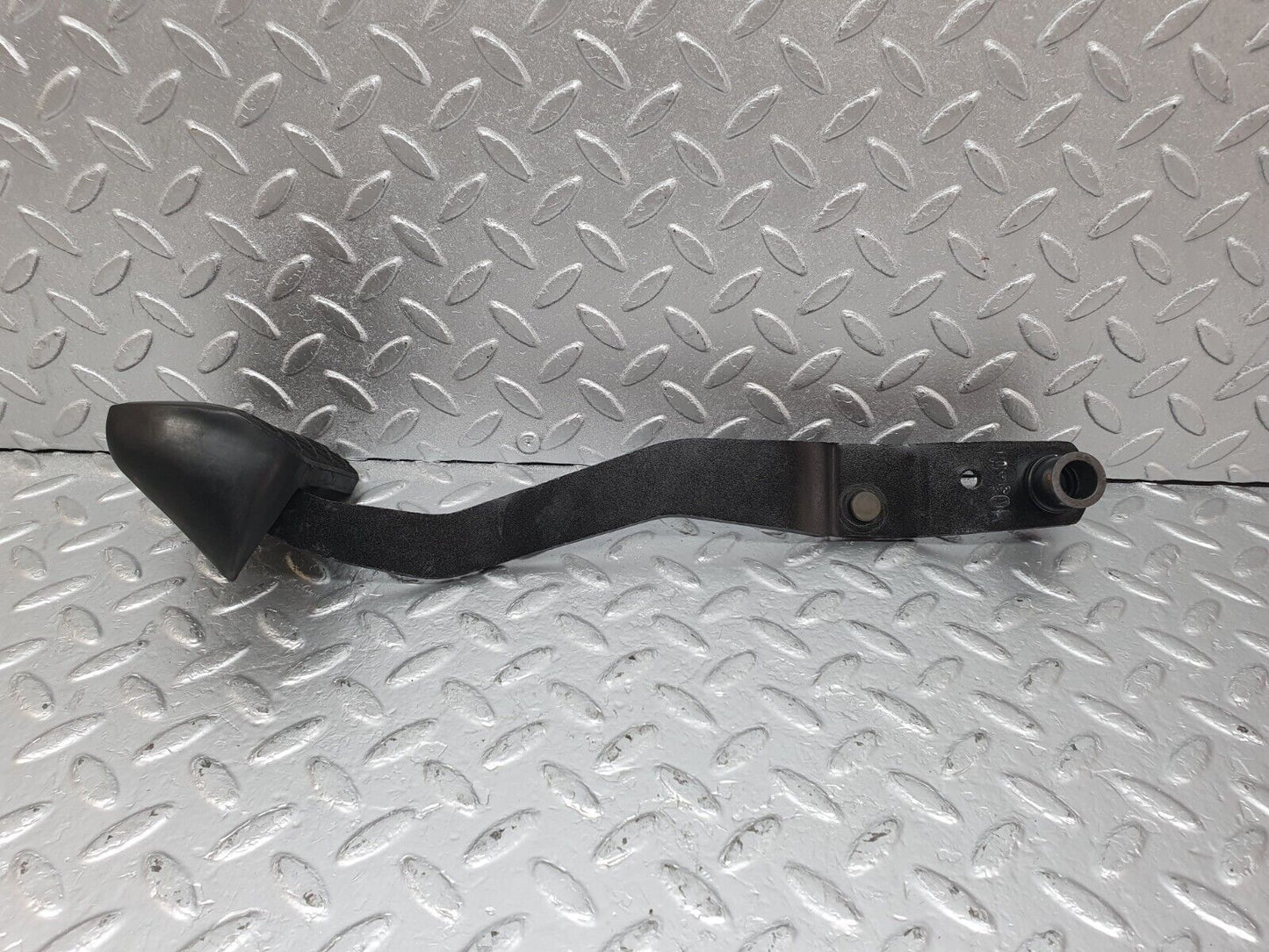 43896 Mercedes-Benz C123 230CE Coupe Brake Pedal With Rubber 1232910082