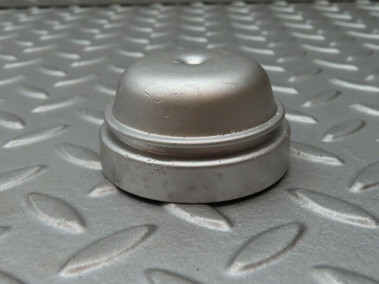 4177 Mercedes-Benz C123 230CE Coupe Wheel Bearing Dust Cap