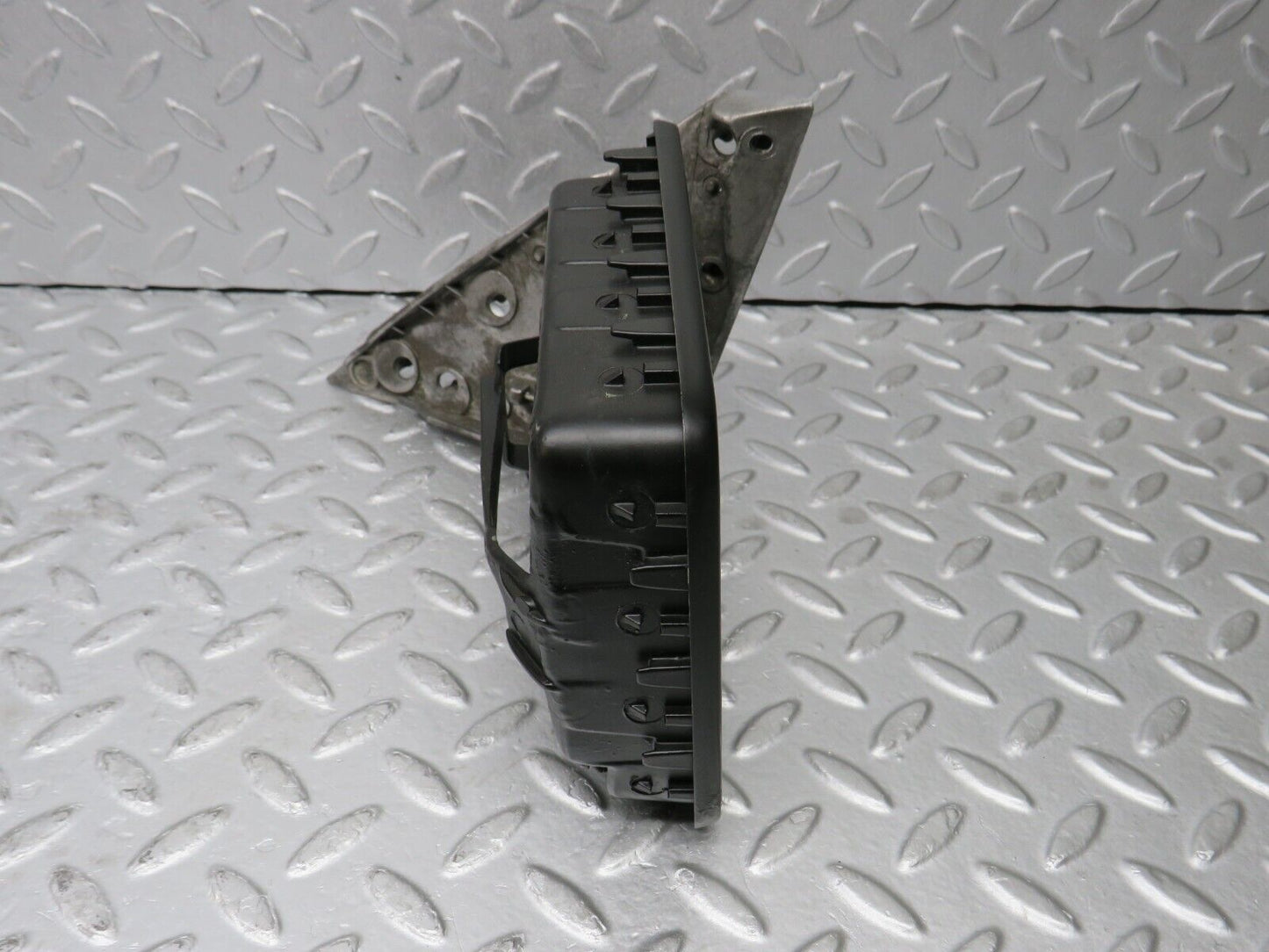 38200 Mercedes-Benz W201 190E 2.0L Wing Mirror Bracket With Frame Left 1248110541 1248110335