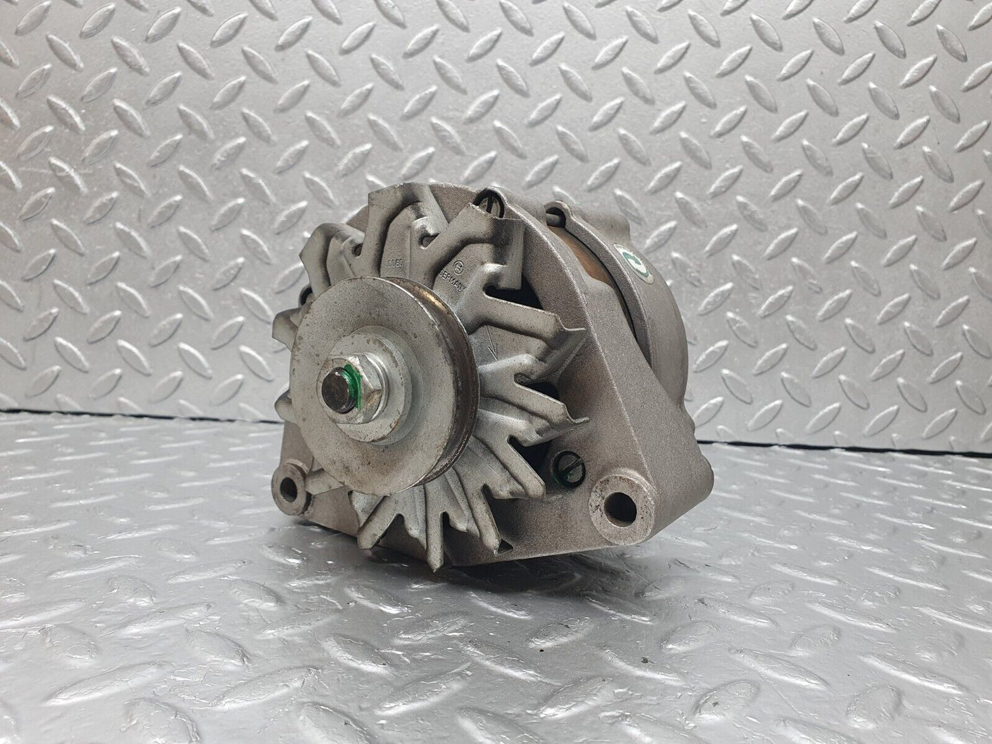 43950 Mercedes-Benz C123 230CE Coupe Alternator Generator Lucas LRA00823