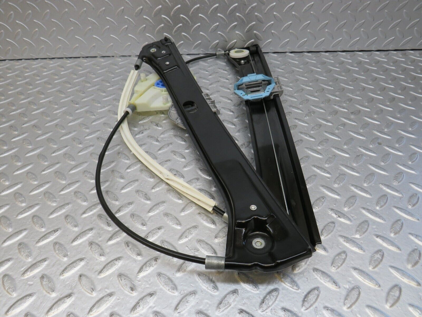 35198 Mercedes-Benz W221 Front Left Power Window Regulator