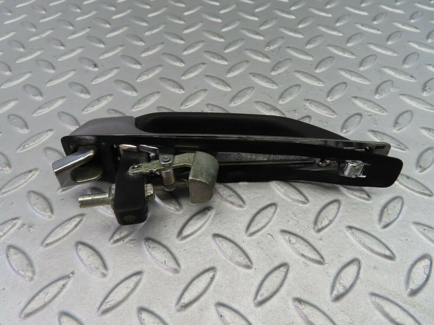 7698 Mercedes-Benz S123 230TE Wagon Exterior Chrome Door Handle 1237600359