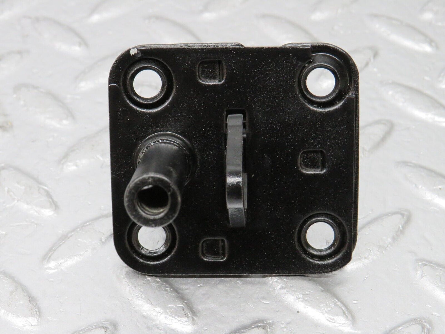 33629 Mercedes-Benz S123 280TE Wagon Bonnet Lock Catch