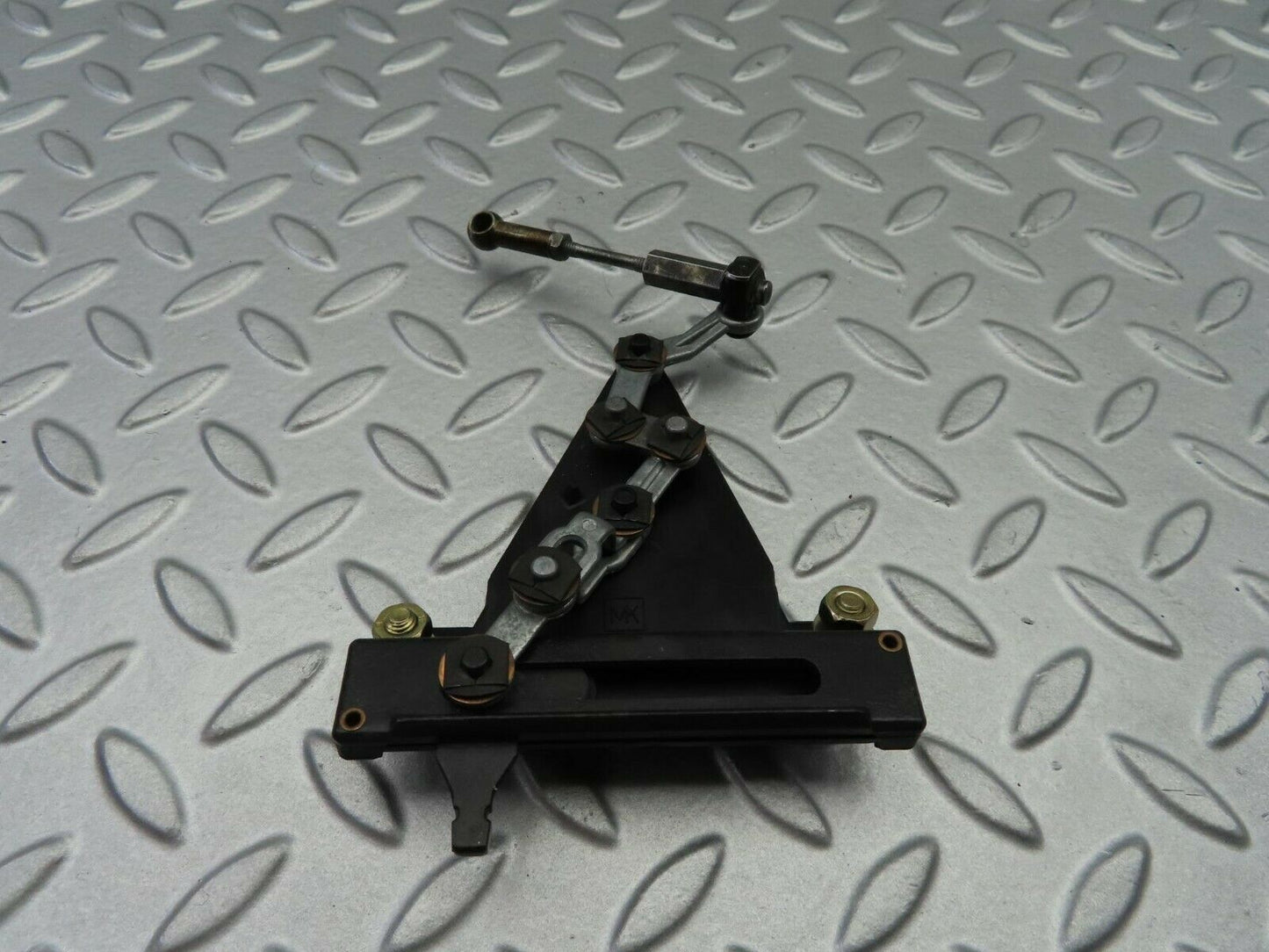 6949 Mercedes-Benz C107 350SLC Coupe Heater Control Lever Mechanism