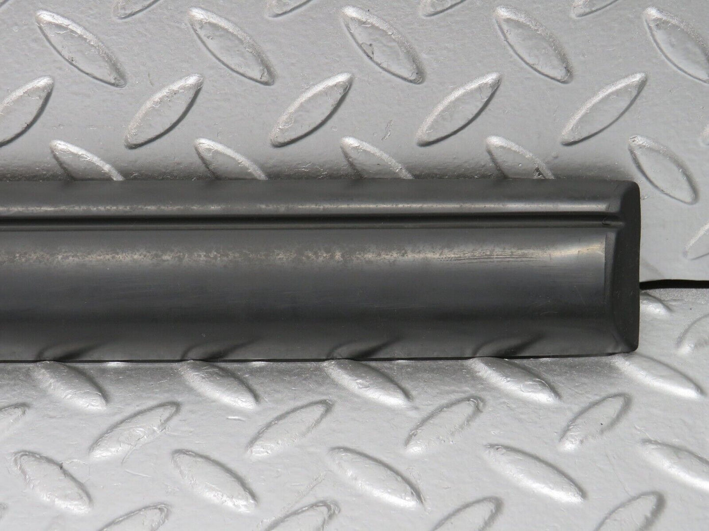 32303 Mercedes-Benz S124 300TE Wagon Rear Right Door Lower Moulding Trim