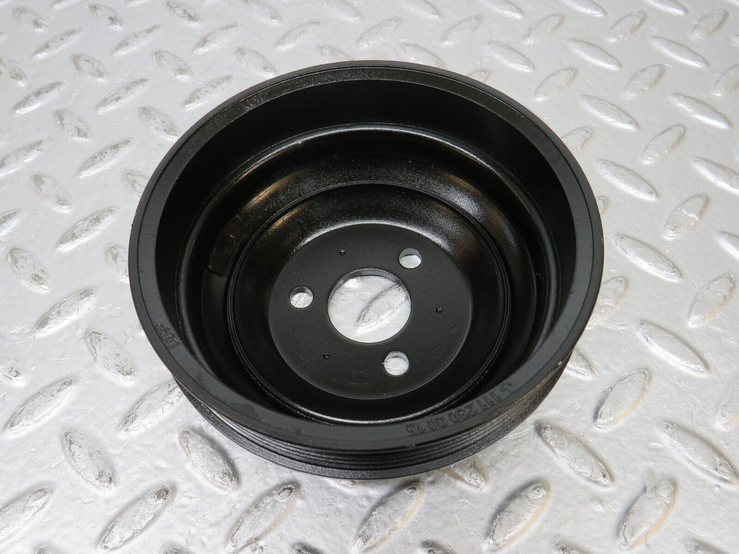 31543 Mercedes-Benz S124 220TE Wagon Power Steering Pump Pulley 1112300015