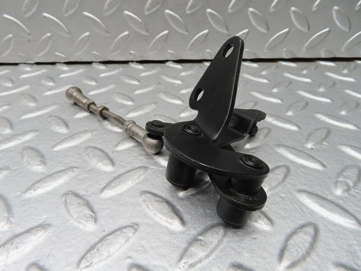18201 Mercedes-Benz W111 220SE Coupe Throttle Linkage