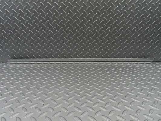 6884 Mercedes-Benz C107 350SLC Coupe Left Door Chrome Trim