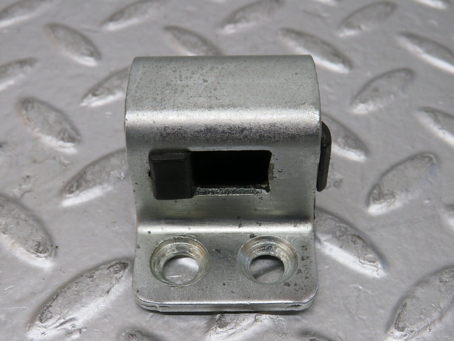 26808 Mercedes-Benz W123 240D Door Lock Latch Rear Left Side