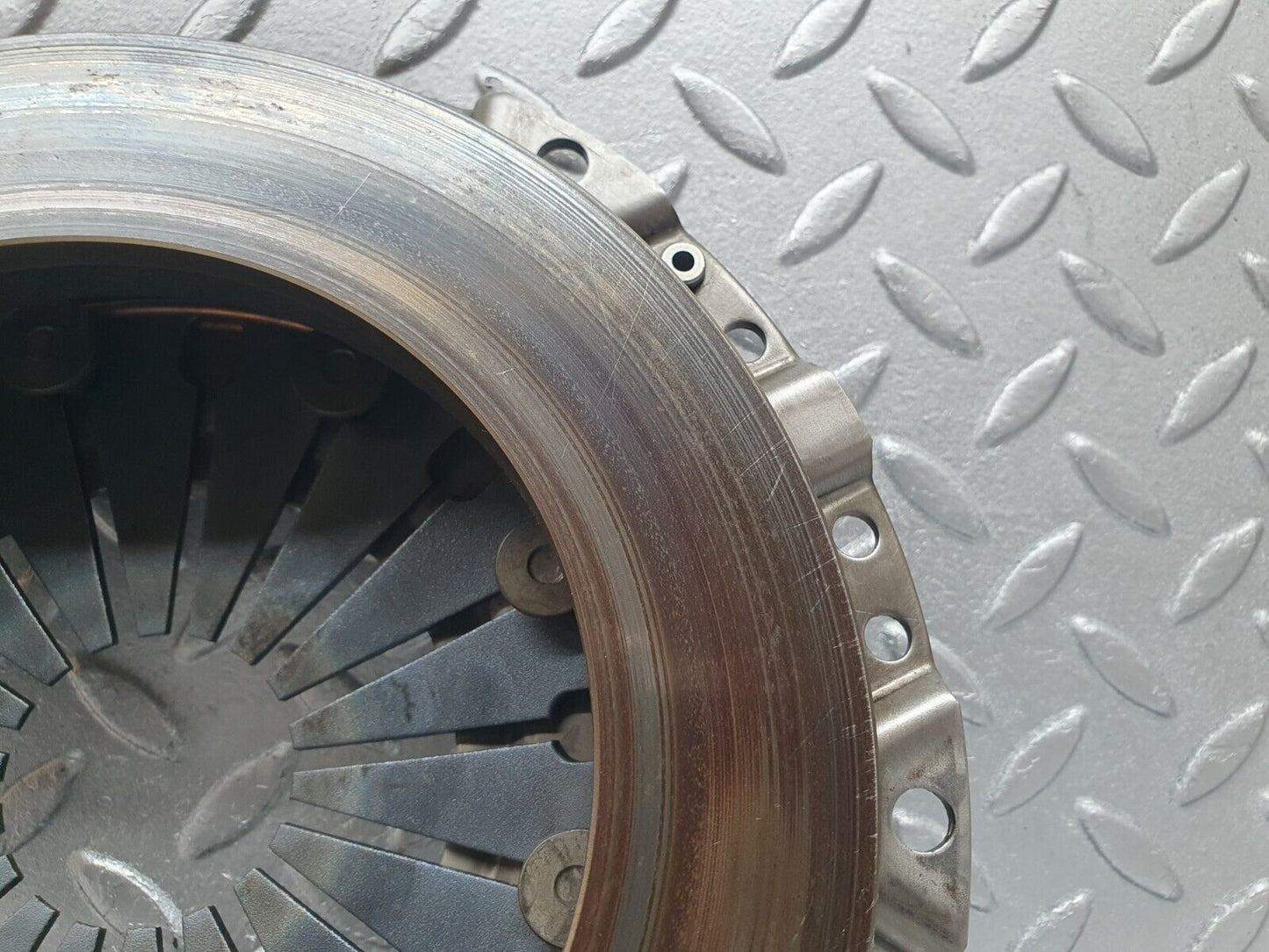 42754 Mercedes-Benz W201 190 2.0L Clutch Pressure Plate Luk 0042505304