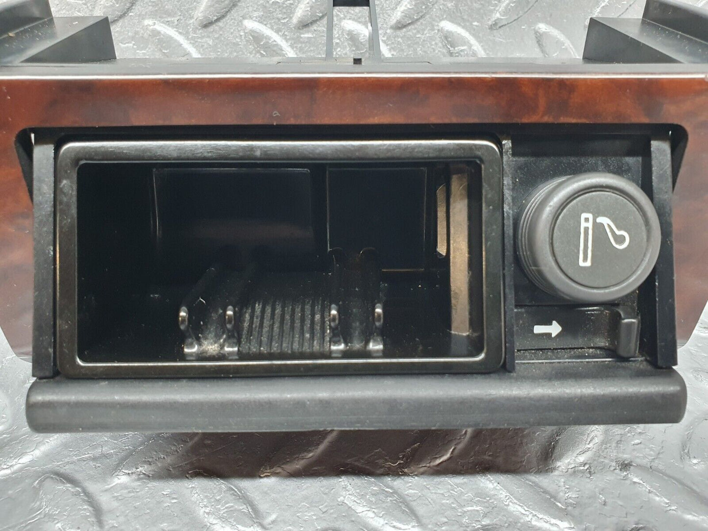 41910 Mercedes-Benz W202 C200 Centre Console Ashtray Wood Finish 2028100028