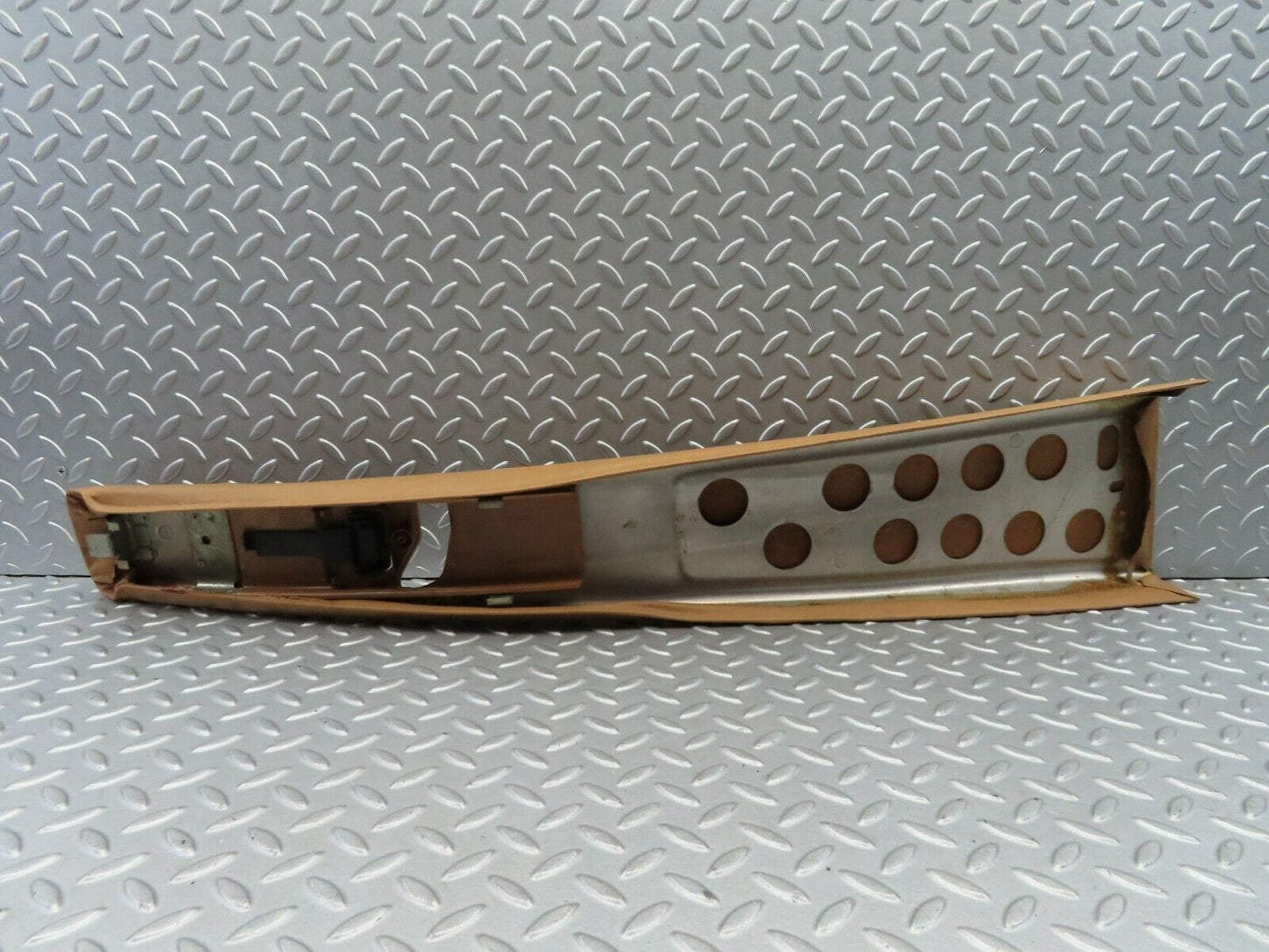 6190 Mercedes-Benz W126 380SE B Pillar Cover Left Side 1266922522