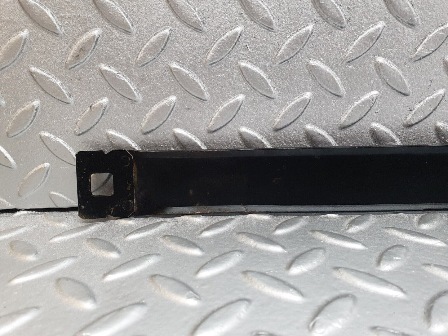42912 Mercedes-Benz W201 190 2.0L Fuel Tank Tightening Strap 2014700040