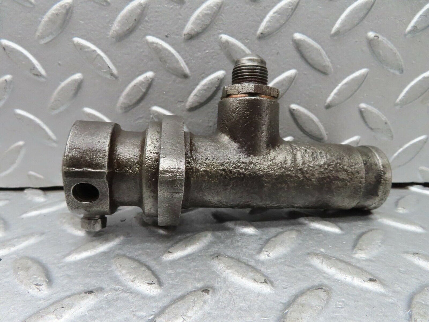 18948 Mercedes-Benz W121 190b Ponton Brake Master Cylinder