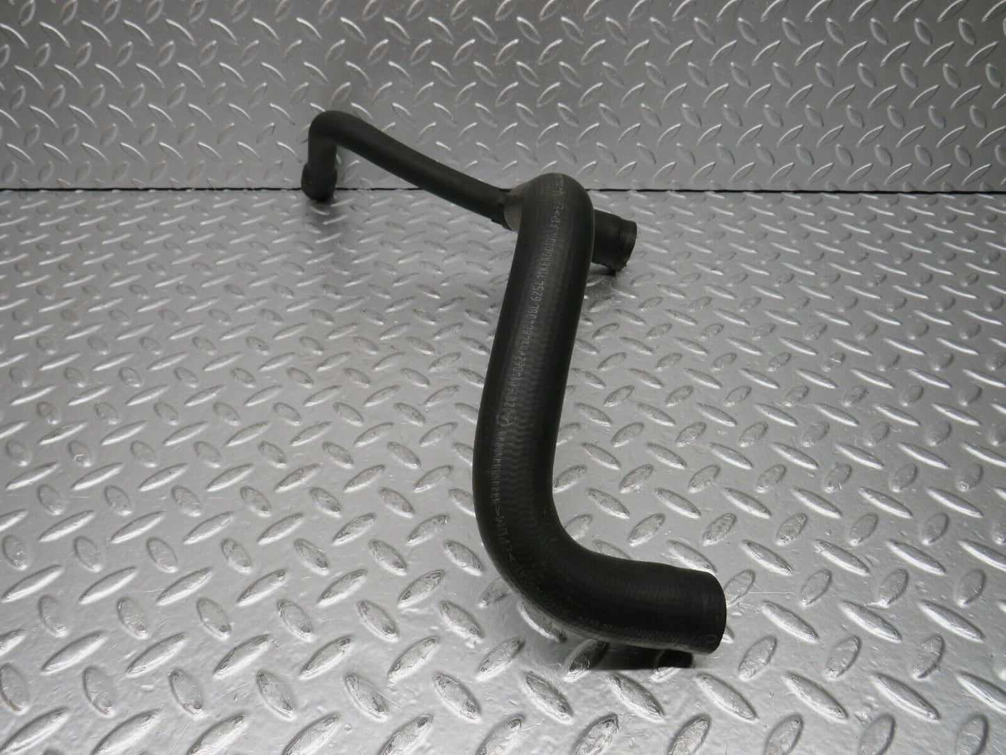 30855 Mercedes-Benz W201 190E 2.0L Radiator Hose 2015014082