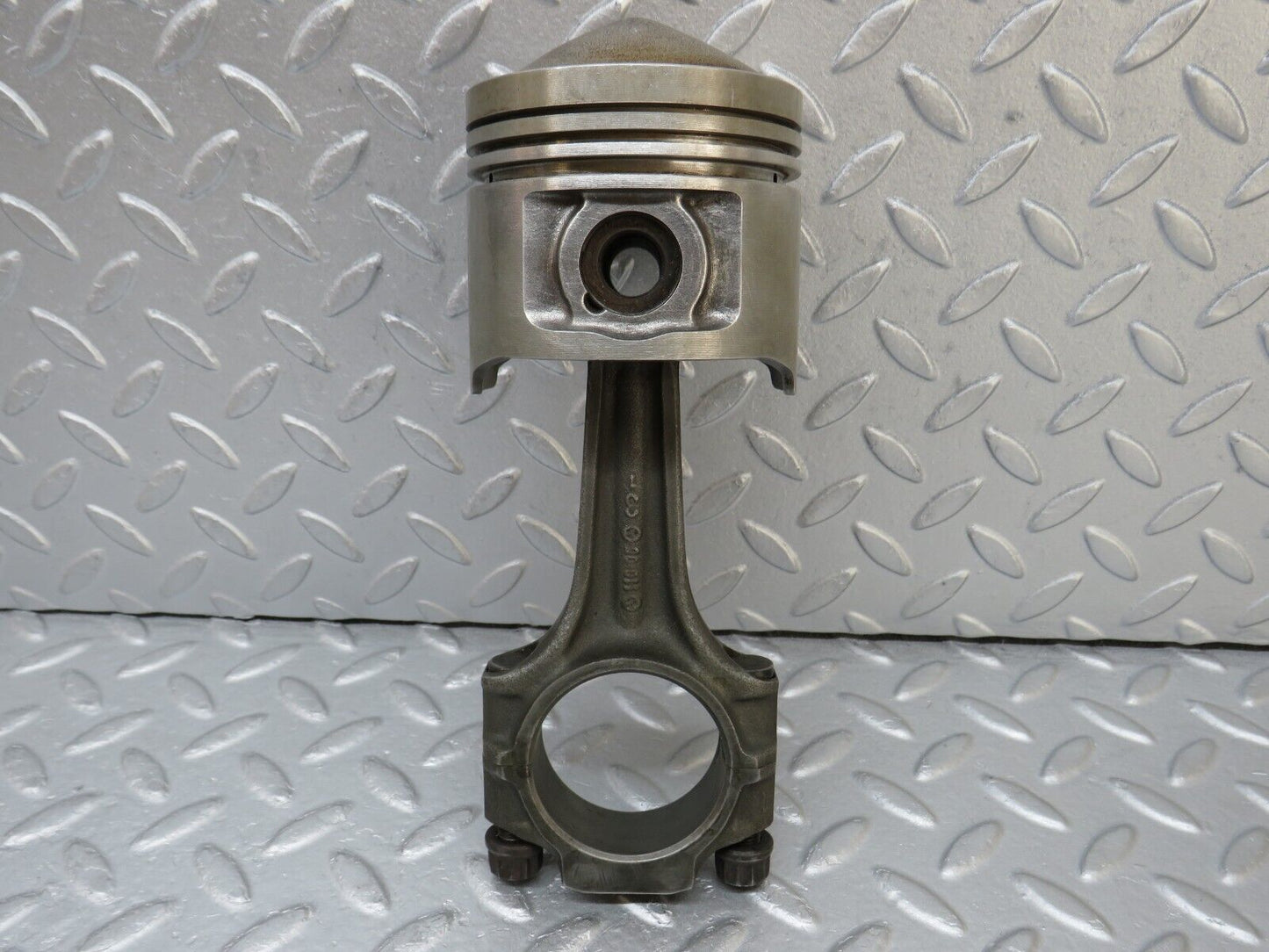 35586 Mercedes-Benz R107 280SL Piston With Connecting Rod 85.986 11005