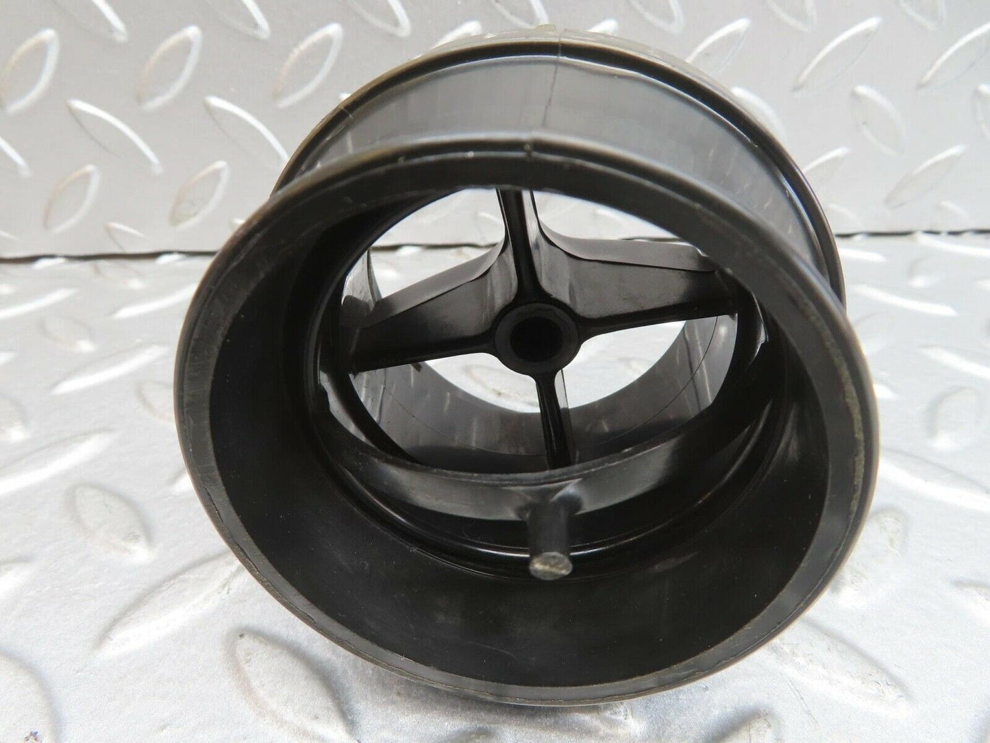 13814 Mercedes-Benz W123 200 Dashboard Air Vent 1238300054