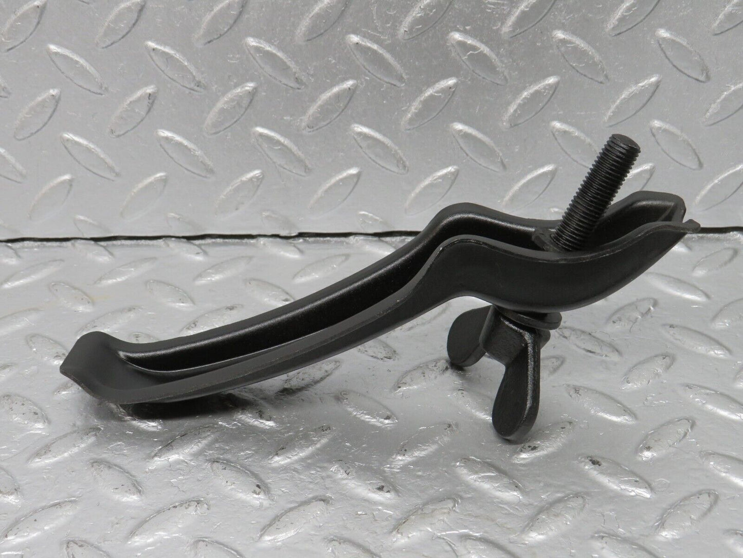 40406 Mercedes-Benz W110 230 Spare Wheel Holder