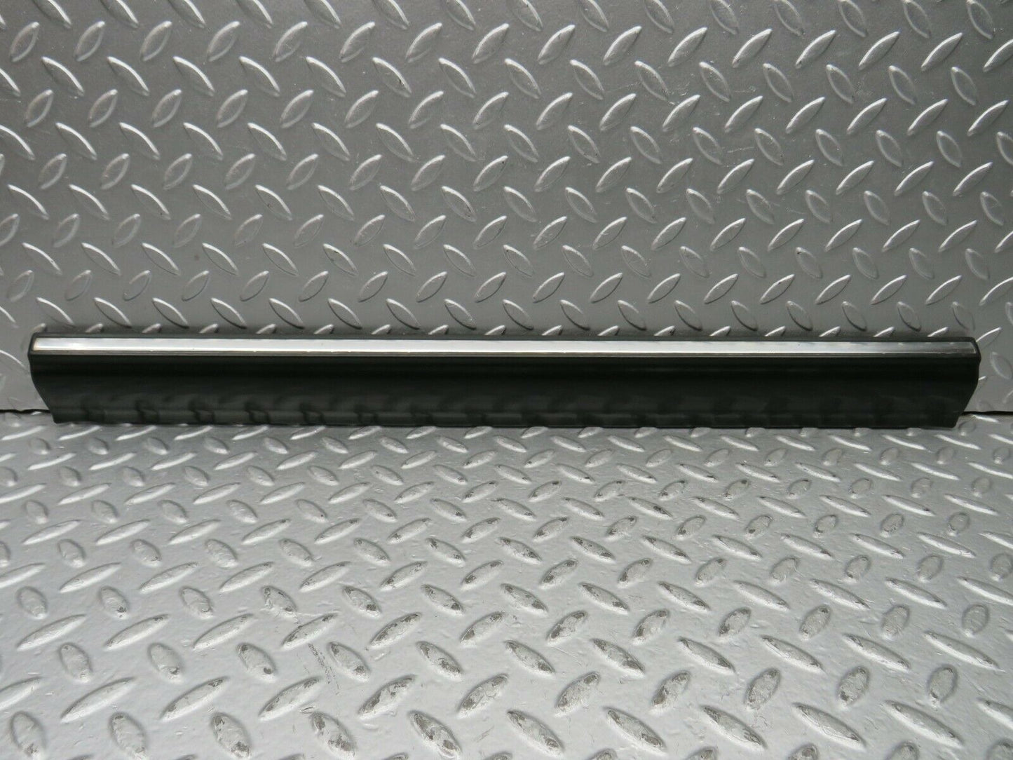22025 Mercedes-Benz S123 280TE Rear Right Door Lower Moulding Trim