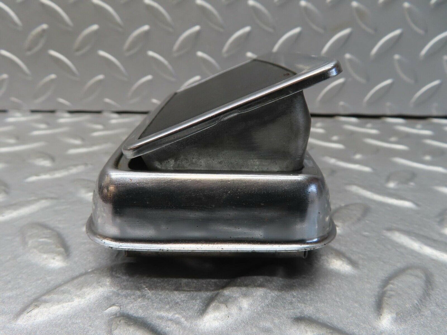 13184 Mercedes-Benz W111 220S Rear Door Ashtray Black