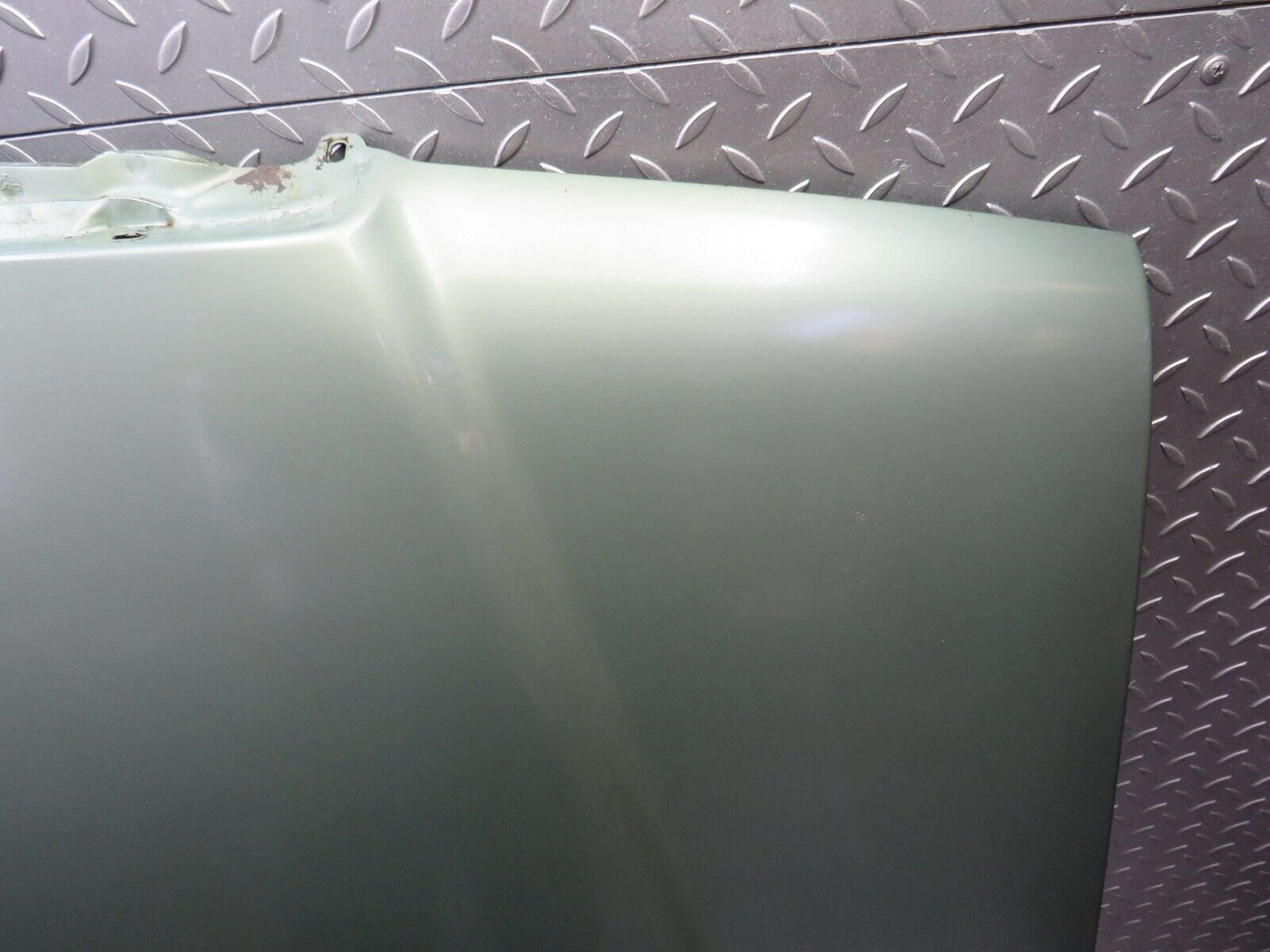 34255 Mercedes-Benz W124 260E Bonnet