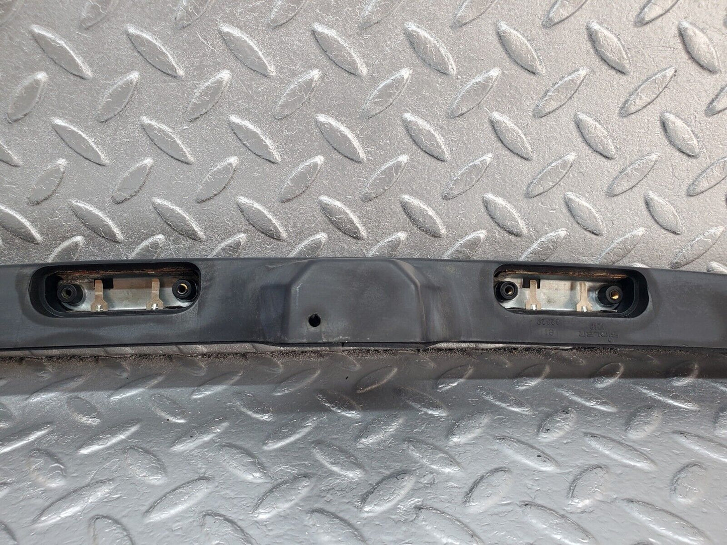 45706 Mercedes-Benz W126 420SE Boot Handle Trim Number Plate Light 1268202909